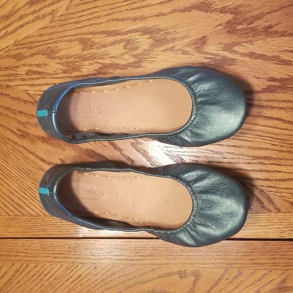 Tieka Limited Release Tahitian Pearl Size 8